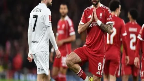 国安激战梅州！巅峰对决：三将对抗四强援，张玉宁领衔，王刚、曹永竞首发亮相！